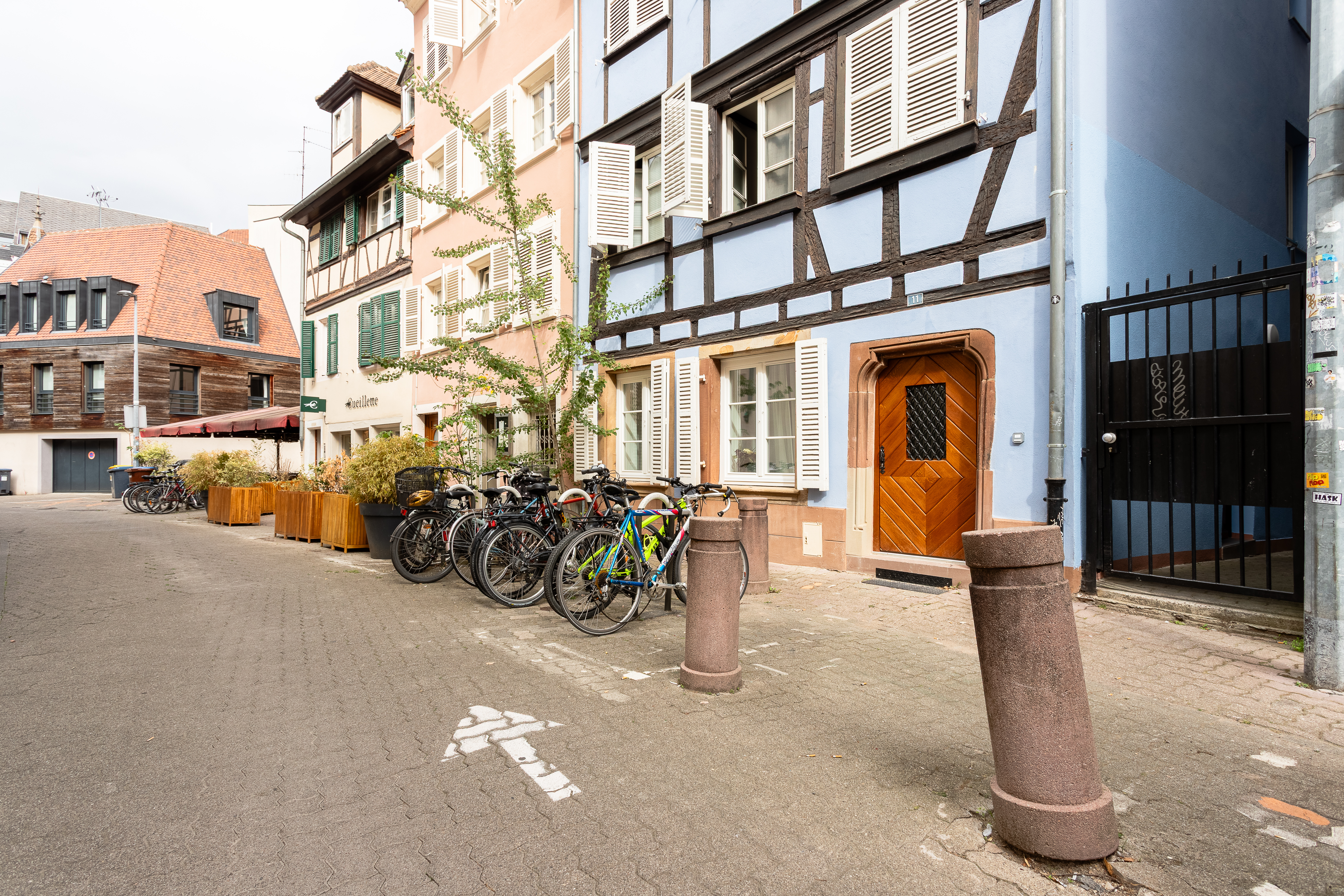 STRASBOURG – 28 m² EN REZ-DE-JARDIN | COUR INTÉRIEURE 